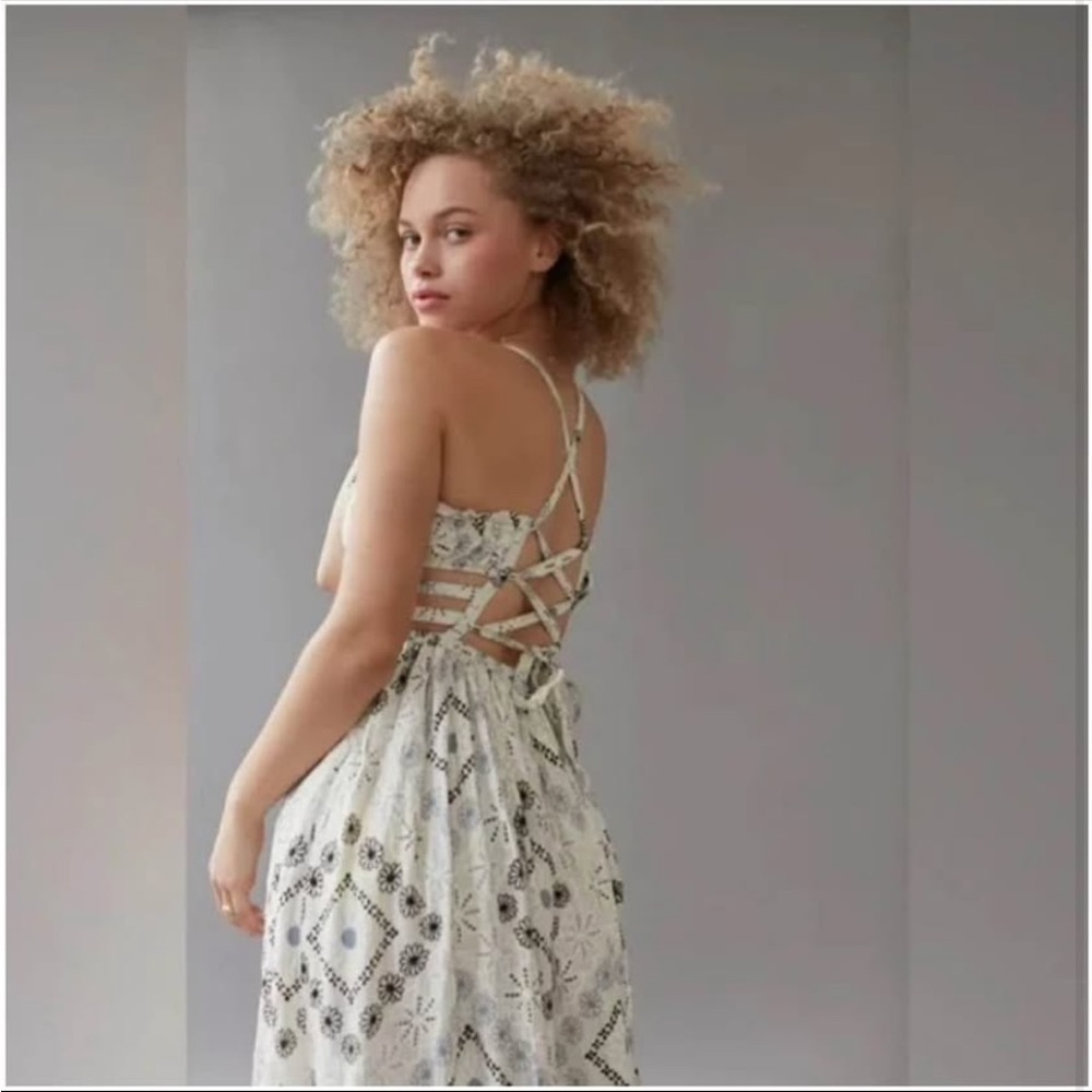 Urban Outfitters White and Black Patterned Maxi Dress